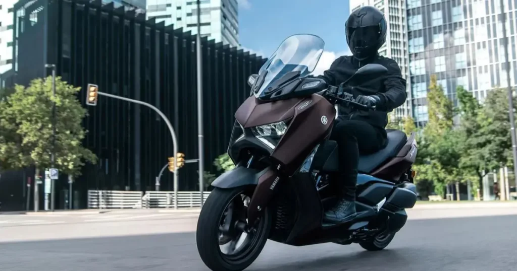 XMAX250の乗り心地を評価